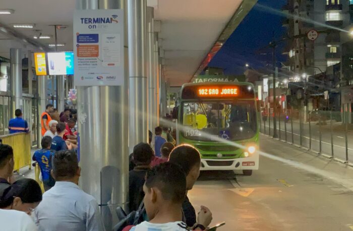 Eleitores terão ônibus gratuitos em Manaus nos dias de votação das eleições 2026