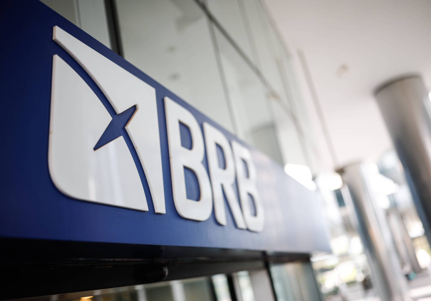 Tribunal de Contas do DF determina bloqueio de bens de ex-dirigentes do BRB por caso Master