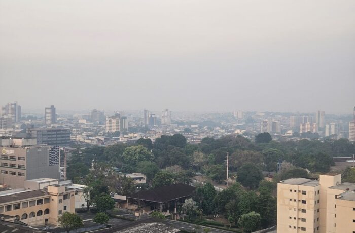 VÍDEO: Manaus amanhece encoberta por fumaça pela 6ª vez em 15 dias; poluição ultrapassa limite máximo da escala de monitoramento
