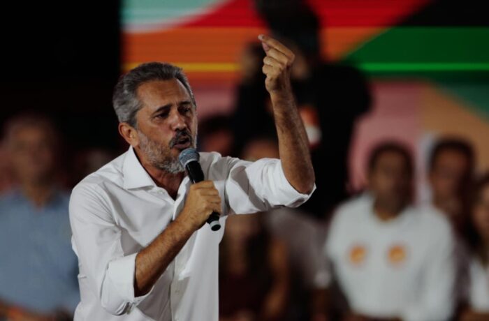 Quaest no Ceará: 56% aprovam e 36% desaprovam governo de Elmano de Freitas