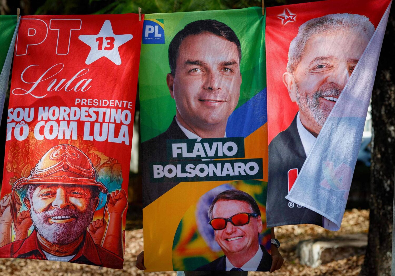 PL recebe maior valor de doações privadas, e PT tem maior número de doadores
