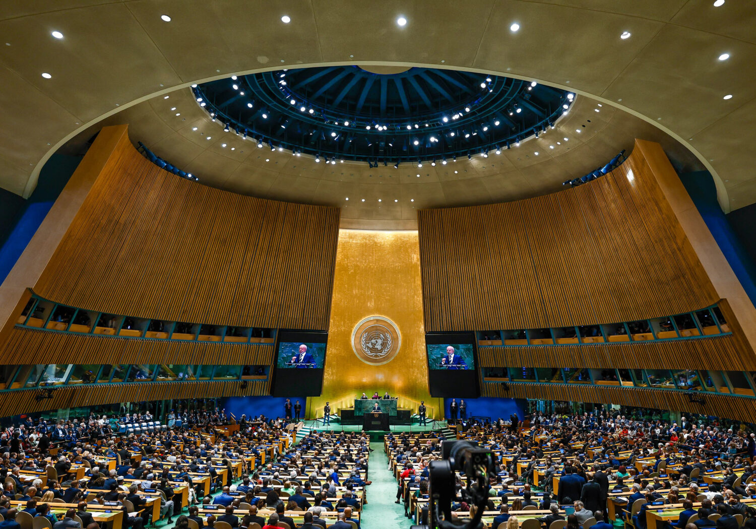 Vista do plenário da Assembleia Geral da ONU durante discurso de Lula em 2025.